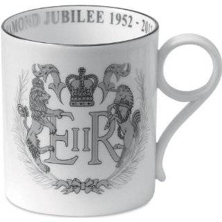   Aynsley Diamond Jubilee Queen Elizabeth II Crown Plate: Home & Kitchen