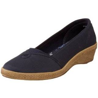 Grasshoppers Womens Avery Closed Toe Wedge Shoes