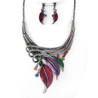    Tri Tone Casting Statement Necklace and Earrings Set: Jewelry